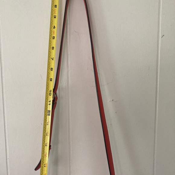 Calvin Klein Red Pebbled Leather crossbody bag - Picture 9 of 9